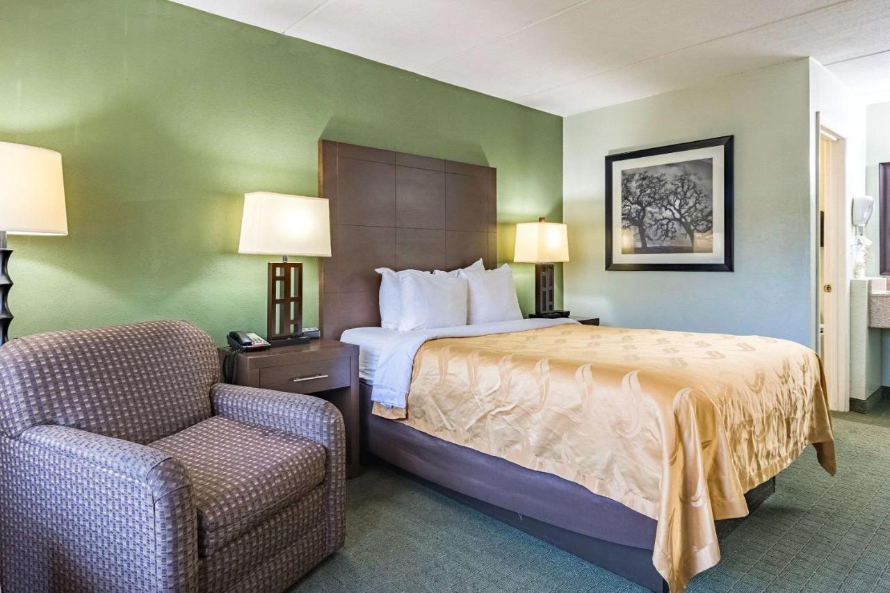 Quality Inn Columbus Near Fort Benning Екстер'єр фото